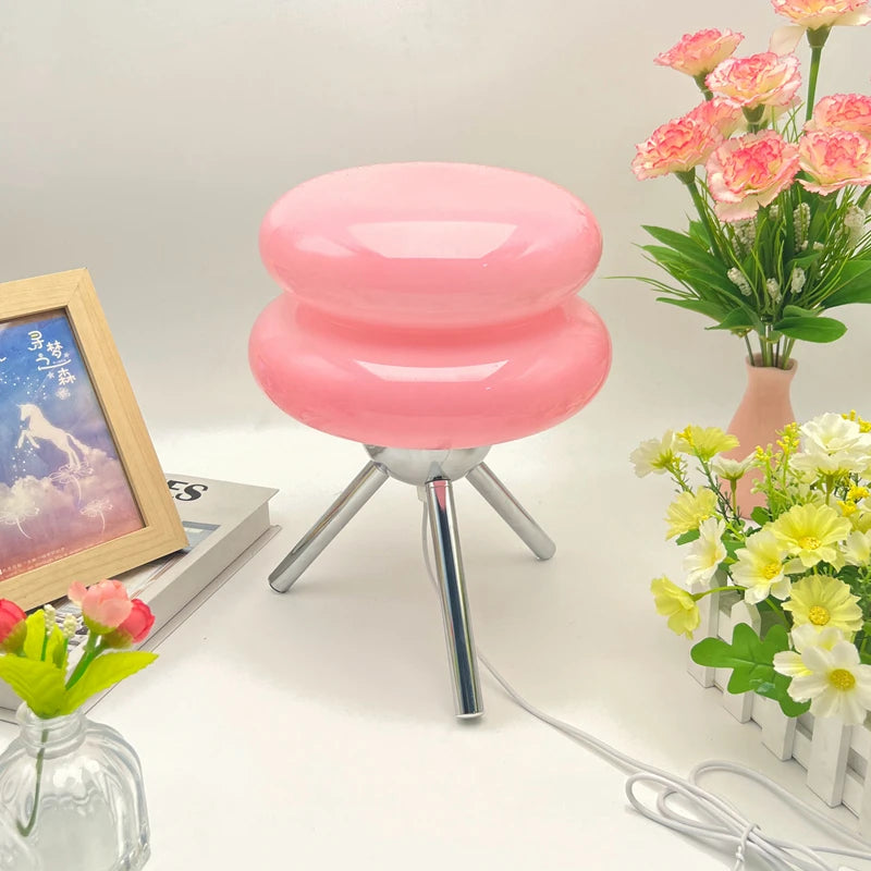 Cream Glass Table Lamp — Nordic Vintage Bedside Light